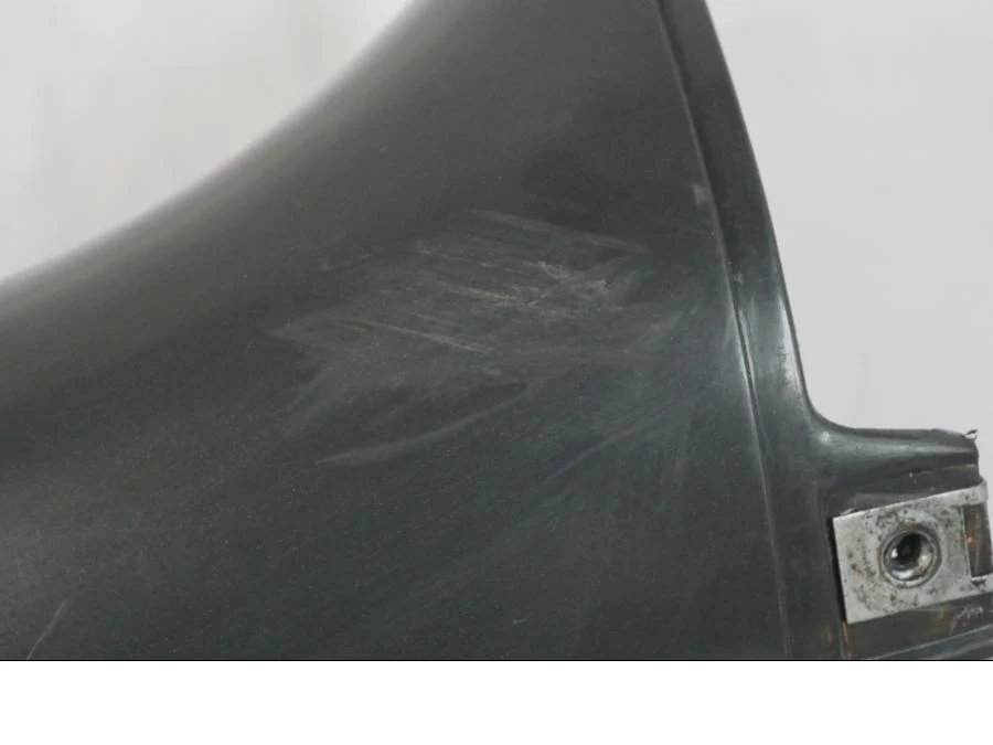 Boční panel Aprilia