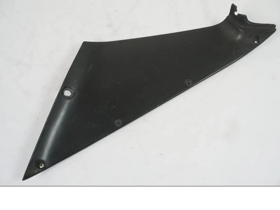 Vnitřní panel Aprilia