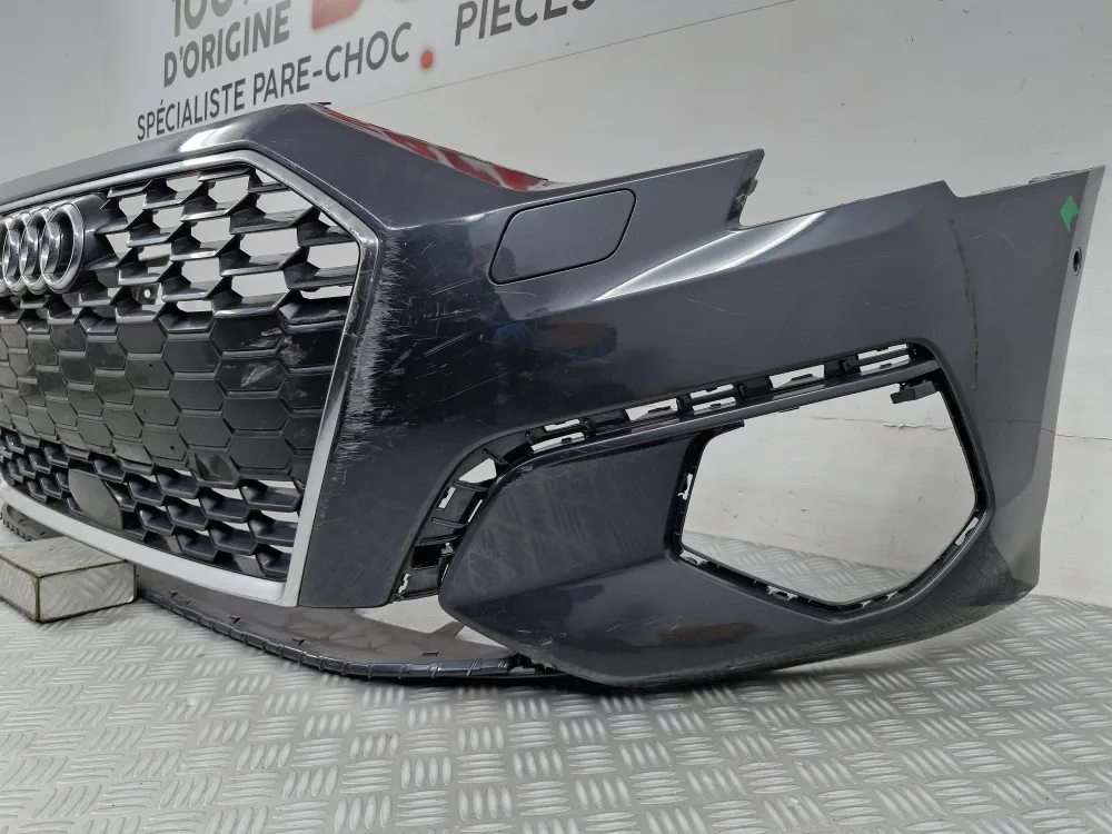 Přední nárazník Audi A3 (8Y) Fáze 1 (od 03/2020) - Originální použitý díl s místem pro ostřikovač světlometů Park Assistance