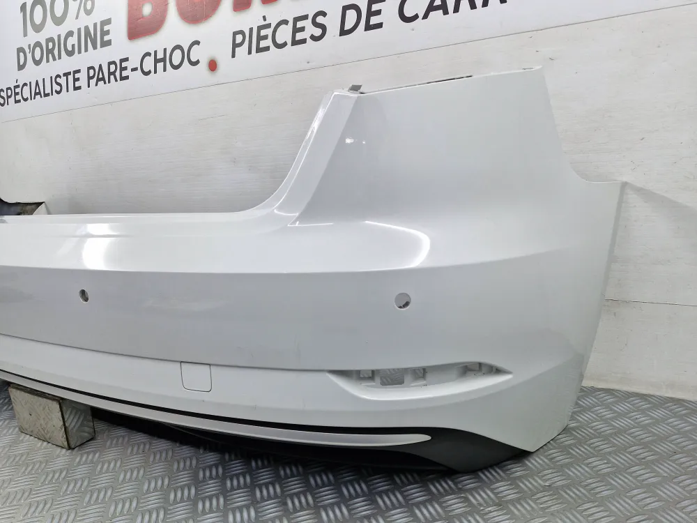 Zadní nárazník Audi A3 (8V) Fáze 2 Sportback 5 dveří (2016–2020) – Originální použitý s radarem