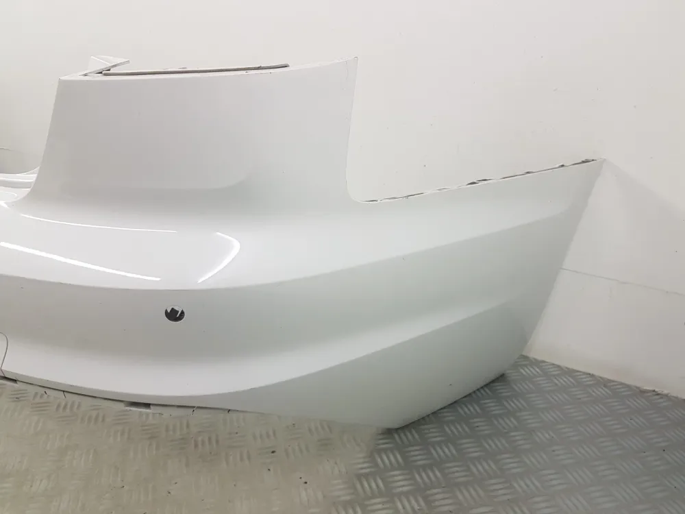Zadní nárazník Audi A4 (4) (8W) s-line / s4 fáze 2 použitý ***