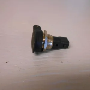 12V zásuvka BMW