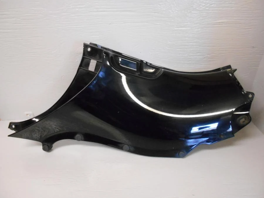 Boční panel BMW