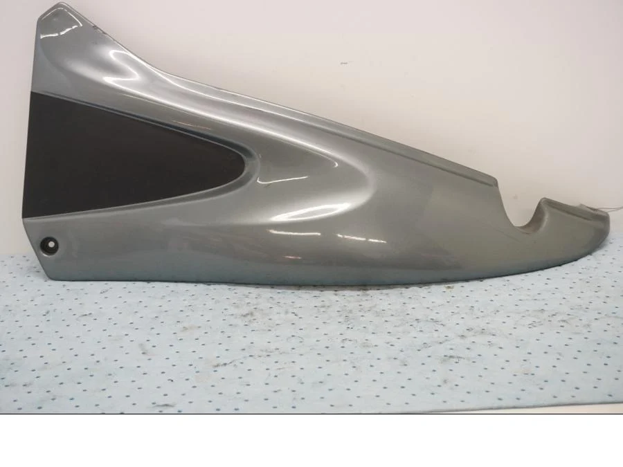 Boční panel BMW