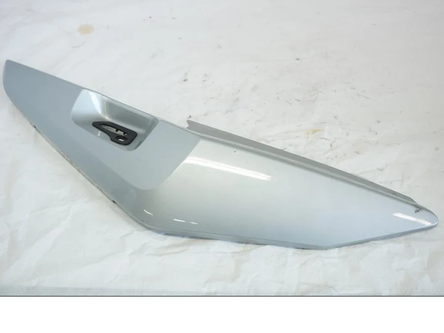 boční panel BMW