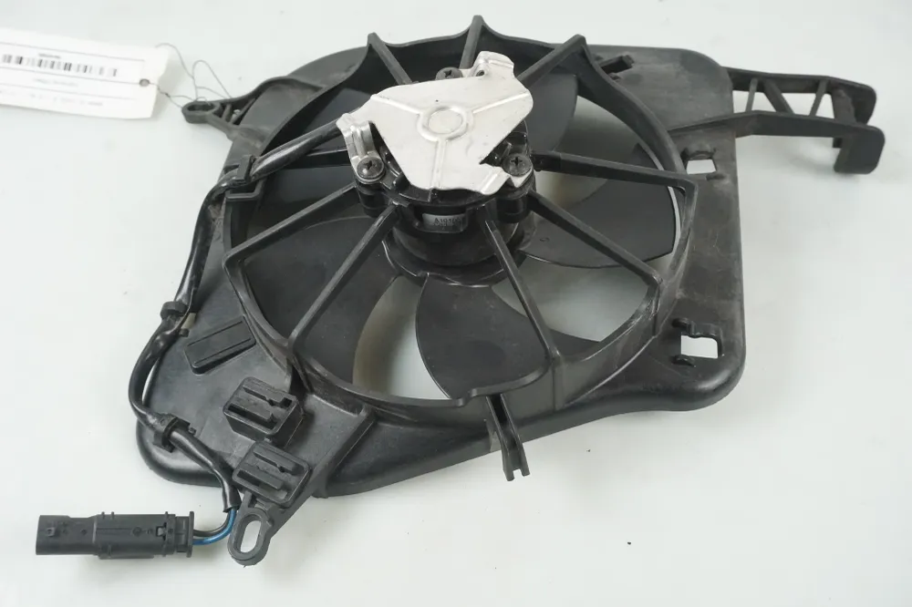 chladičový ventilátor BMW