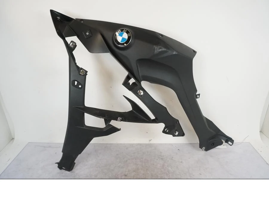 Žebro chladiče BMW