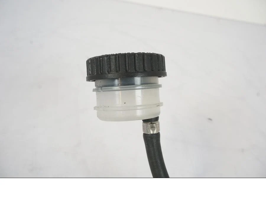 Hlavní brzdový válec BMW