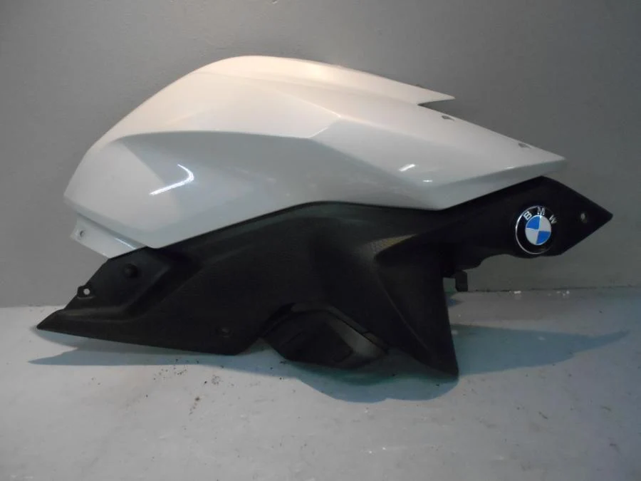 Kryt palivové nádrže BMW