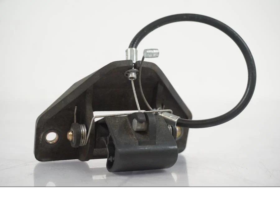mechanismus zámku sedla BMW