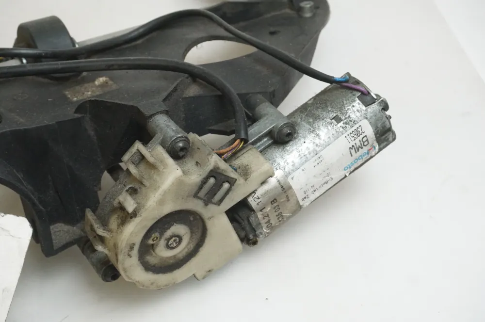 Motor stěrače BMW