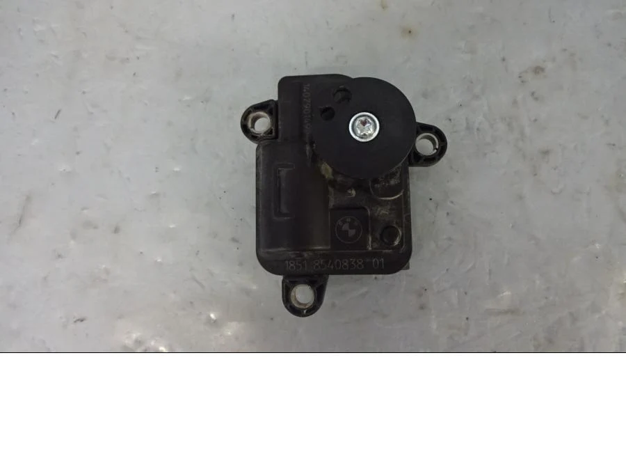 Motor výfukové klapky BMW