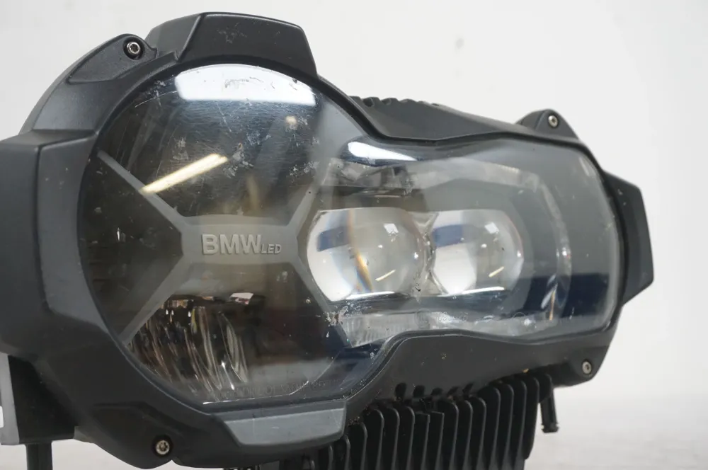 Přední světlomet BMW
