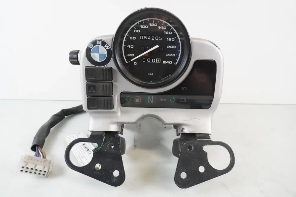 přístrojový panel BMW