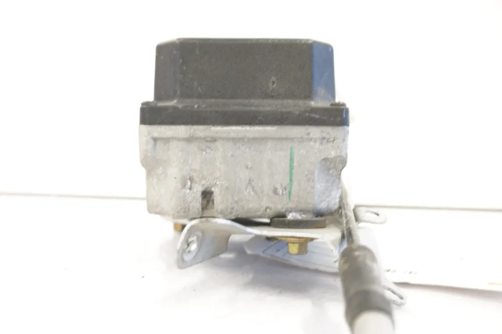 servo tempomatu BMW