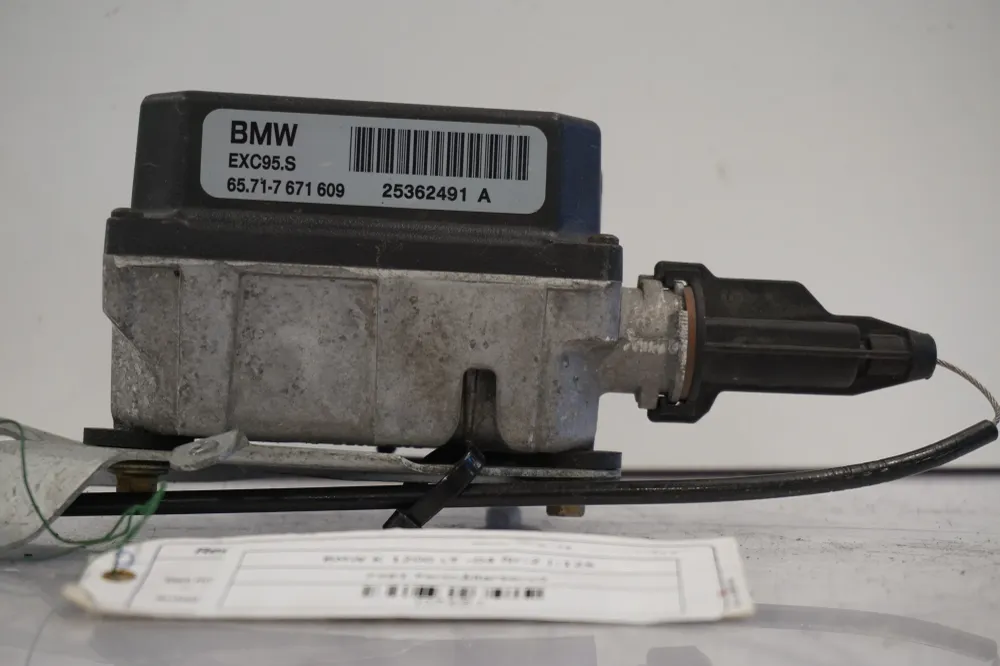 Servomotor tempomatu BMW