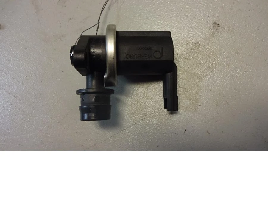 ventil airboxu BMW