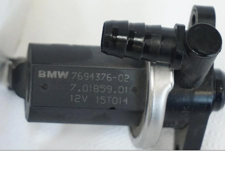 ventil vzduchové komory BMW