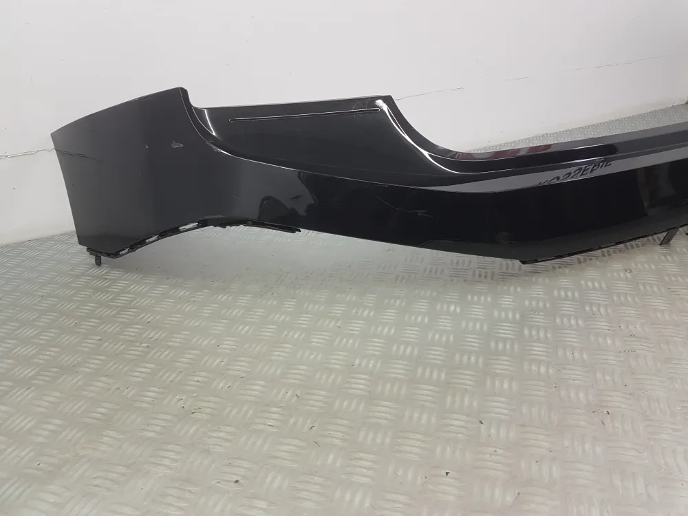 Zadní nárazník BMW IX použitý