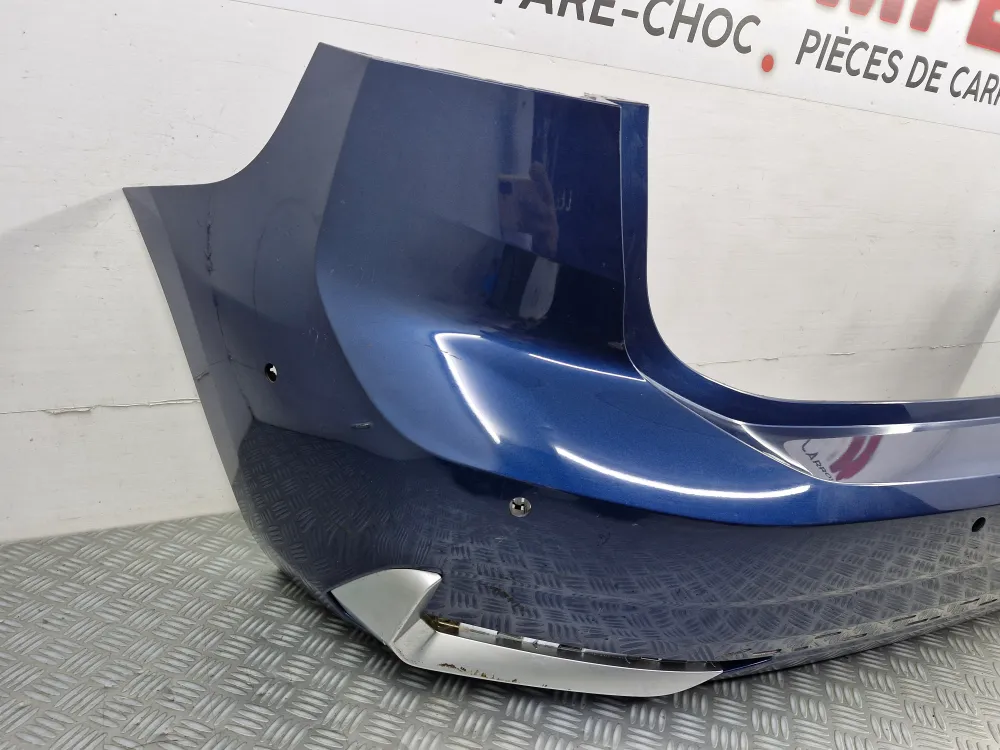 Zadní nárazník BMW Série 2 (2) U06 Active Tourer použitý