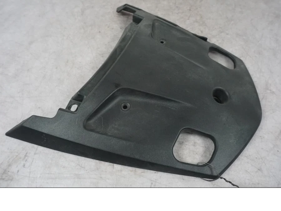 Zadní spoiler BMW