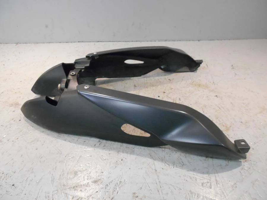 zadní spoiler BMW