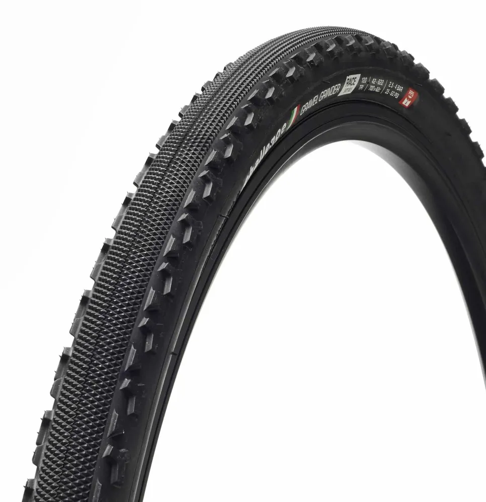 CHALLENGE GRAVEL GRINDER 700x42c TubeType Black pneumatika