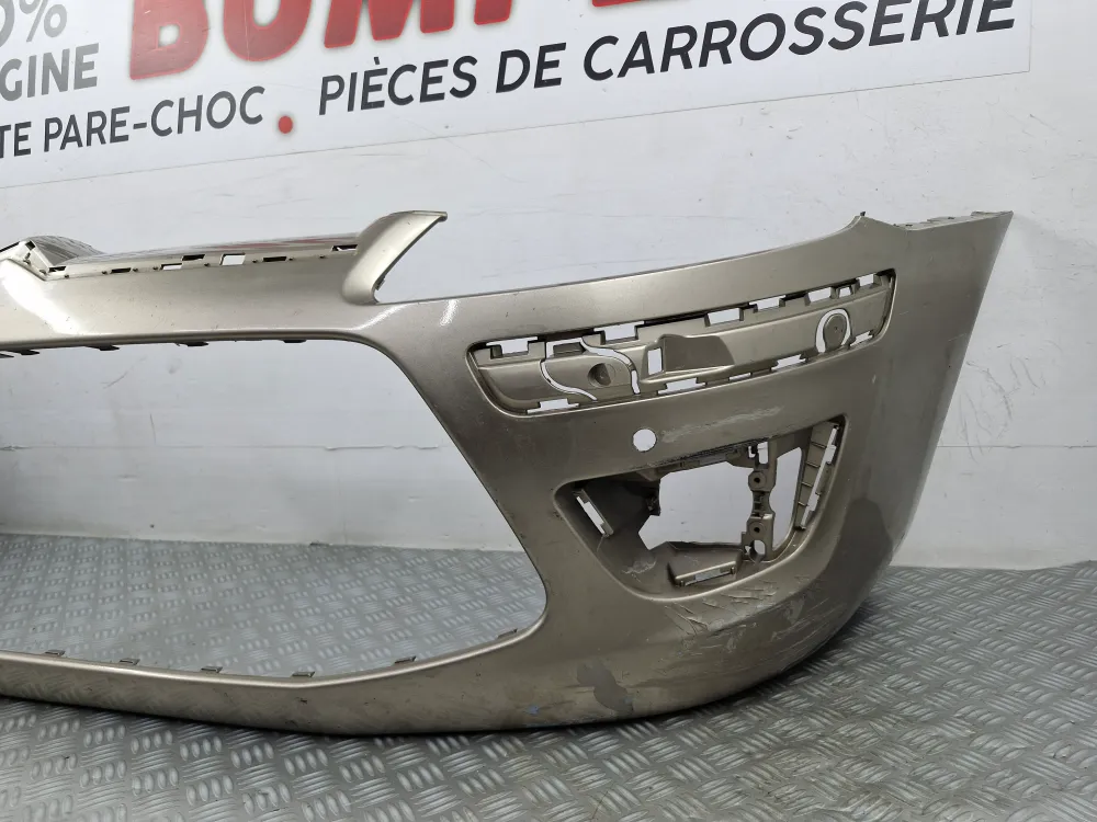Přední nárazník Citroën C4 Fáze 2 Použitý (od 07/2008 do 10/2010) CITROEN