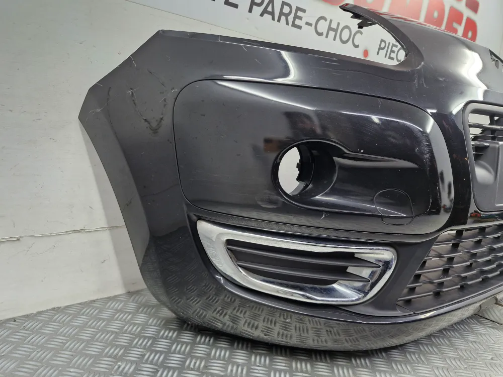 Přední nárazník Citroën C3 Picasso Fáze 1 (02/2009 ž 08/2012) Originál z druhé ruky CITROEN