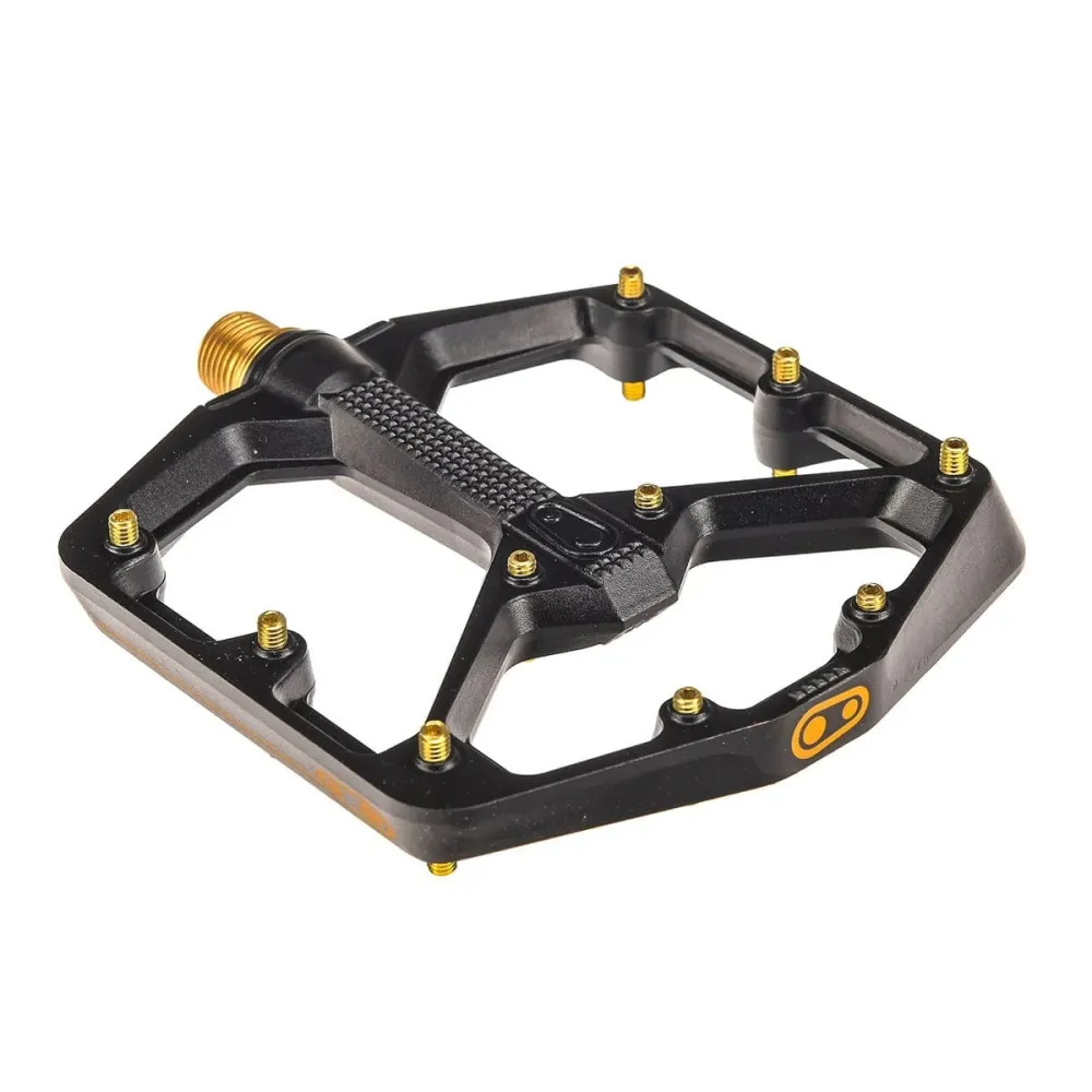 CRANKBROTHERS STAMP 11 široké ploché pedály černá/zlatá