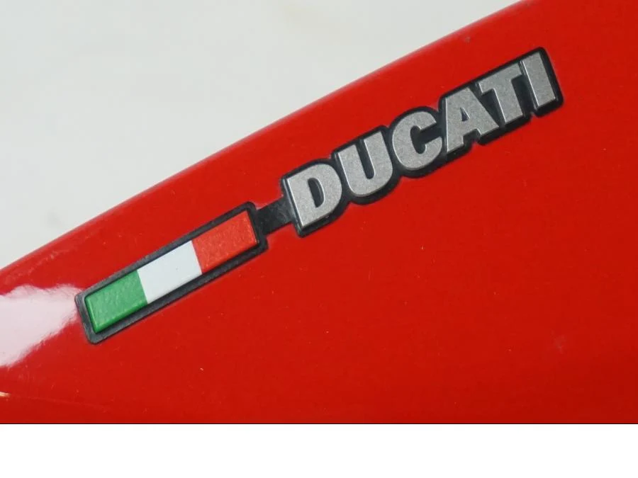 Boční panel Ducati
