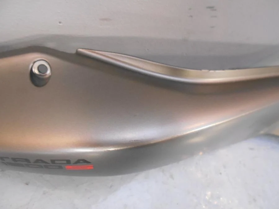 Boční panel Ducati