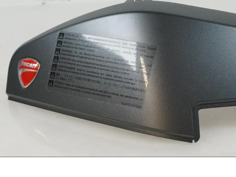dekor na brašnu Ducati