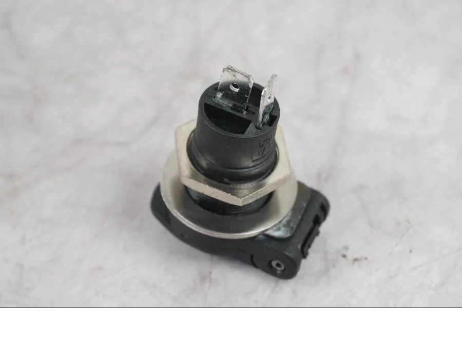 Elektrická zásuvka 12 V Ducati