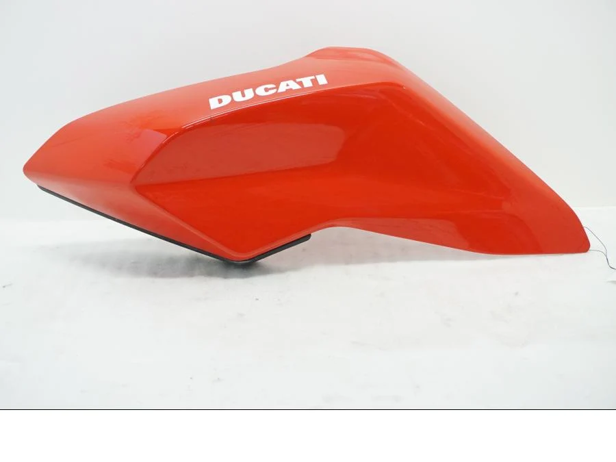 Kryt palivové nádrže Ducati