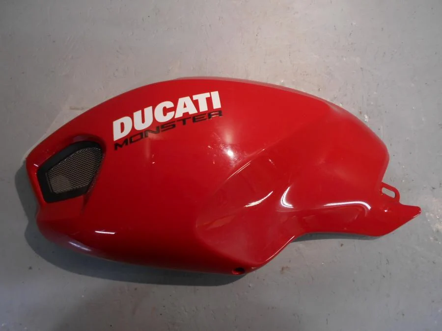 Kryt palivové nádrže Ducati