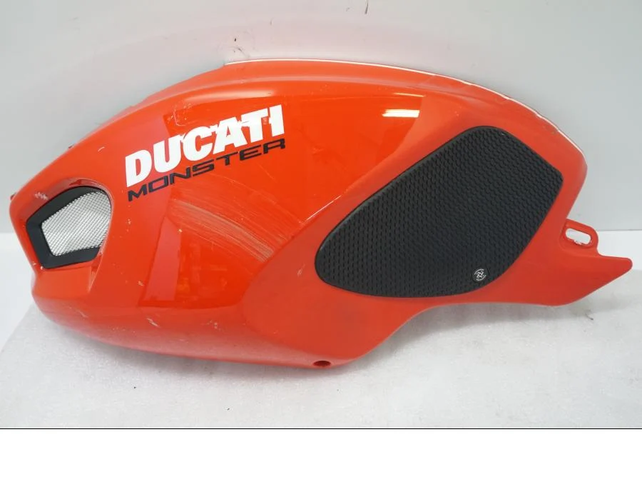 Kryt palivové nádrže Ducati