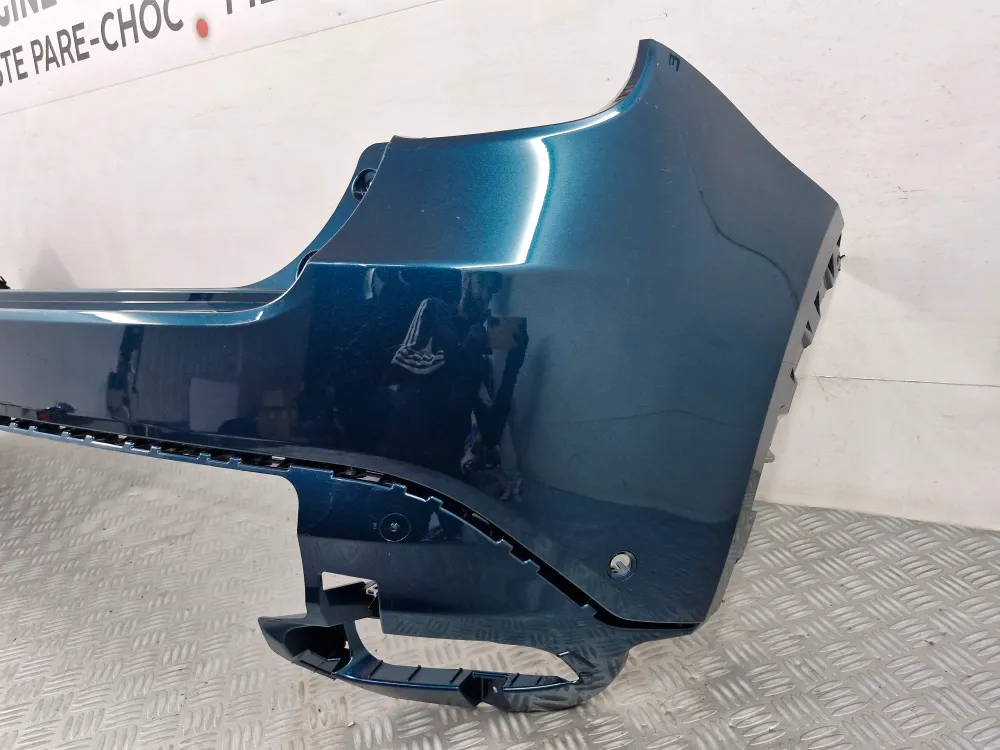 Zadní nárazník Fiat 600 (10/2023) — originál z druhé ruky