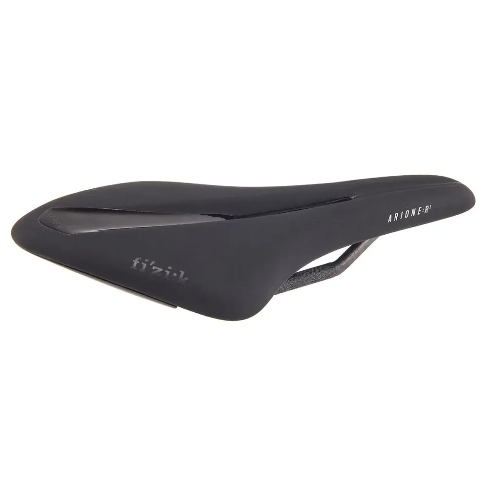 FIZIK ARIONE R1 OPEN REGULAR Sedlo Carbon Rails Black
