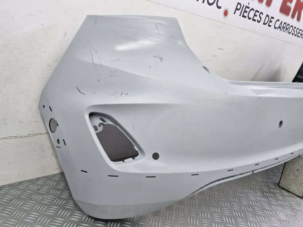 Zadní nárazník FORD FIESTA 7 fáze 1