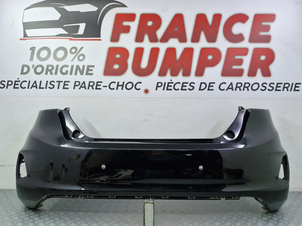 Zadní nárazník FORD FIESTA 7 použitý