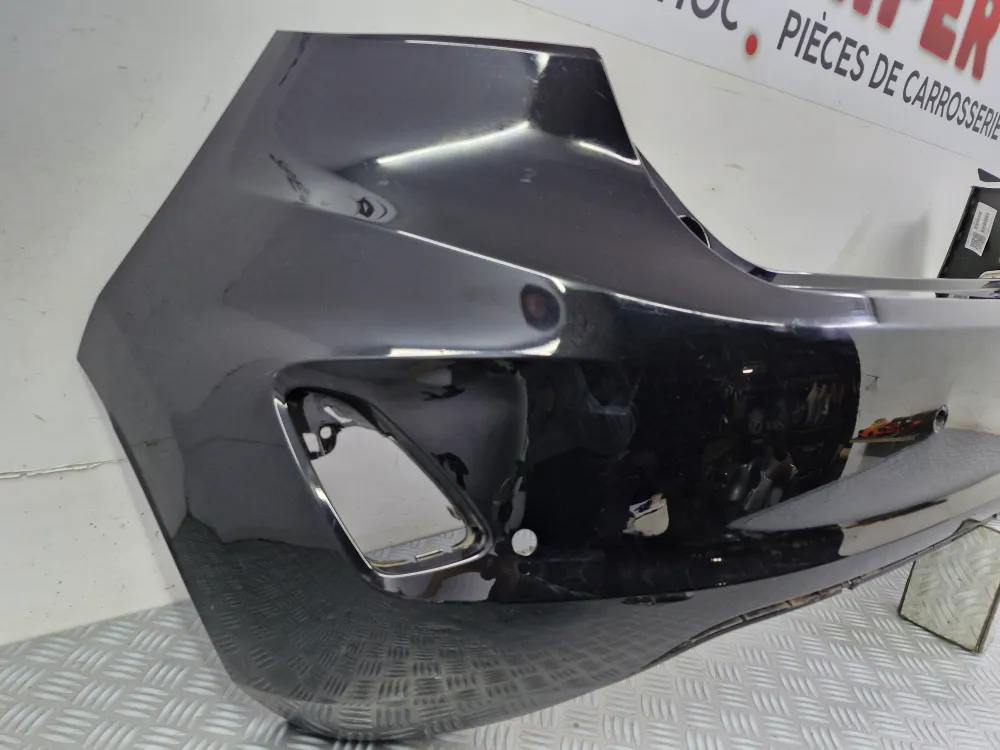 Zadní nárazník FORD FIESTA 7 použitý