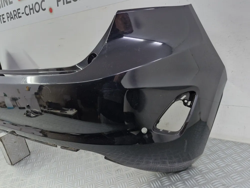 Zadní nárazník FORD FIESTA 7 použitý