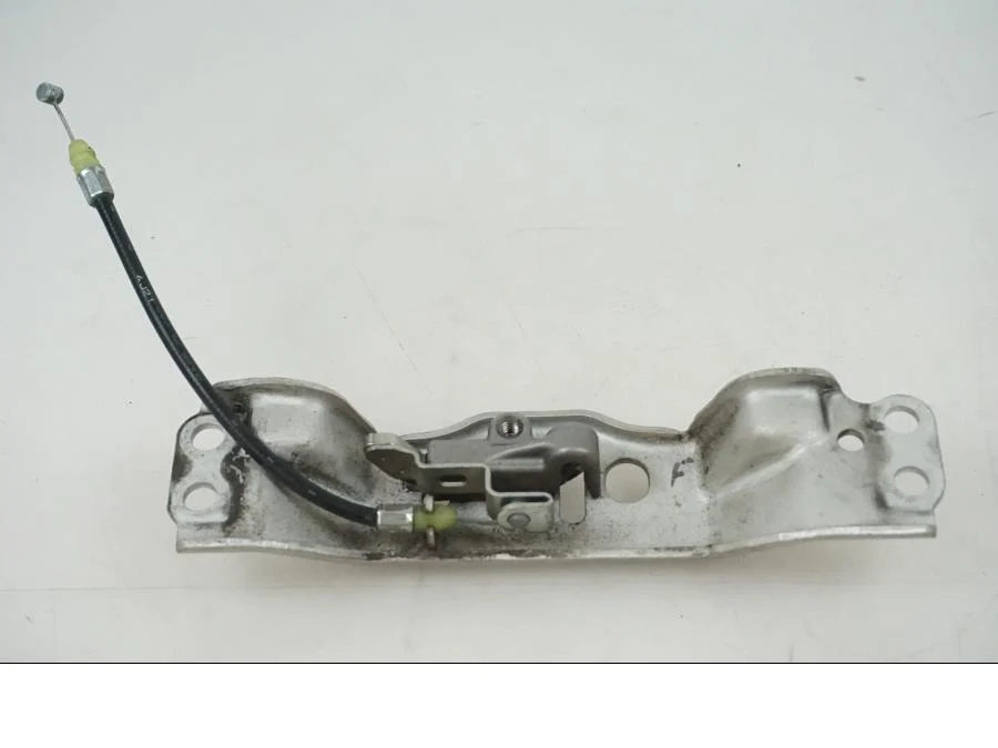 Mechanismus zámku sedla Honda