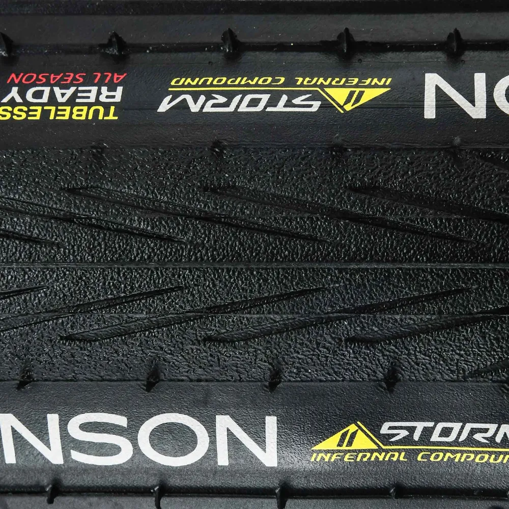 HUTCHINSON FUSION 5 ALL SEASON ElevenStorm 700c Tubeless Ready Black pneumatika