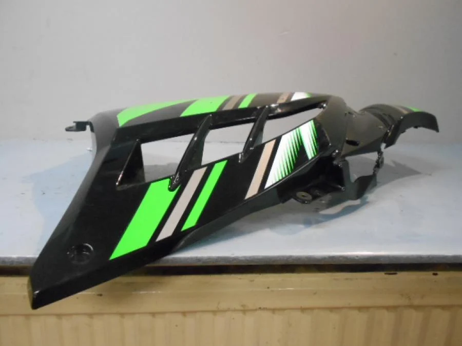 Boční kryt Kawasaki