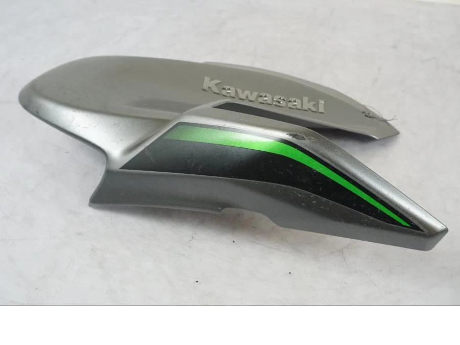 Kryt palivové nádrže Kawasaki