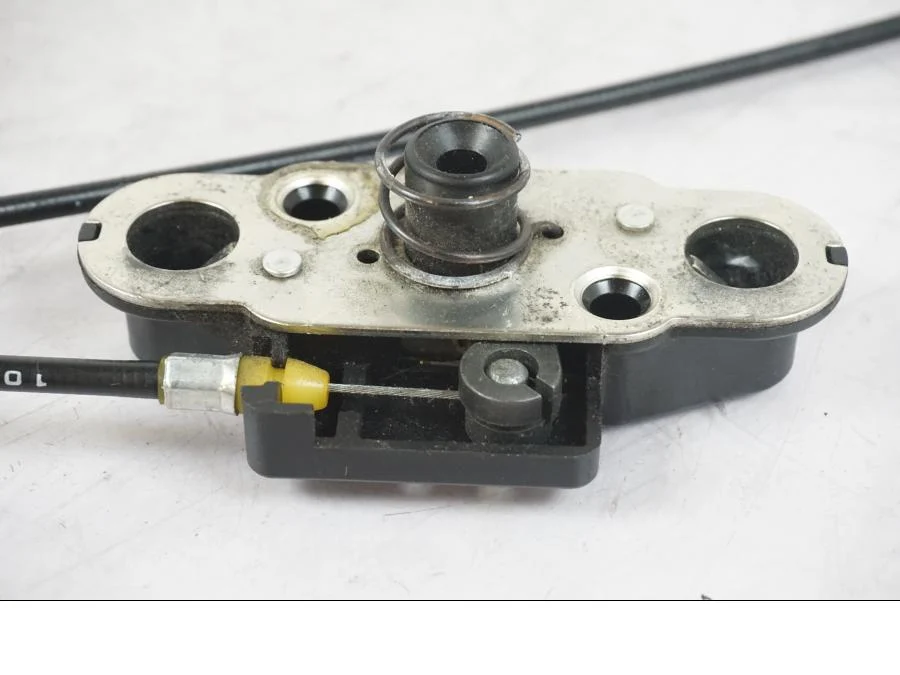 Mechanismus zámku sedla Kawasaki