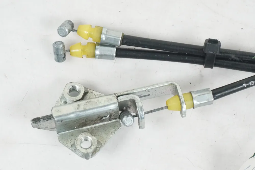 Mechanismus zámku sedla Kawasaki