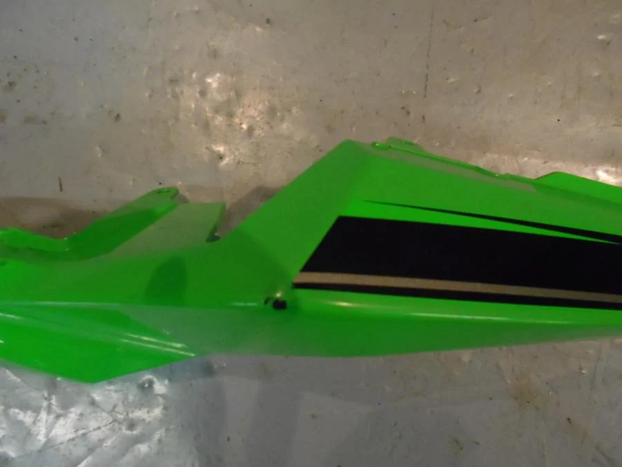 Zadní křídlo Kawasaki